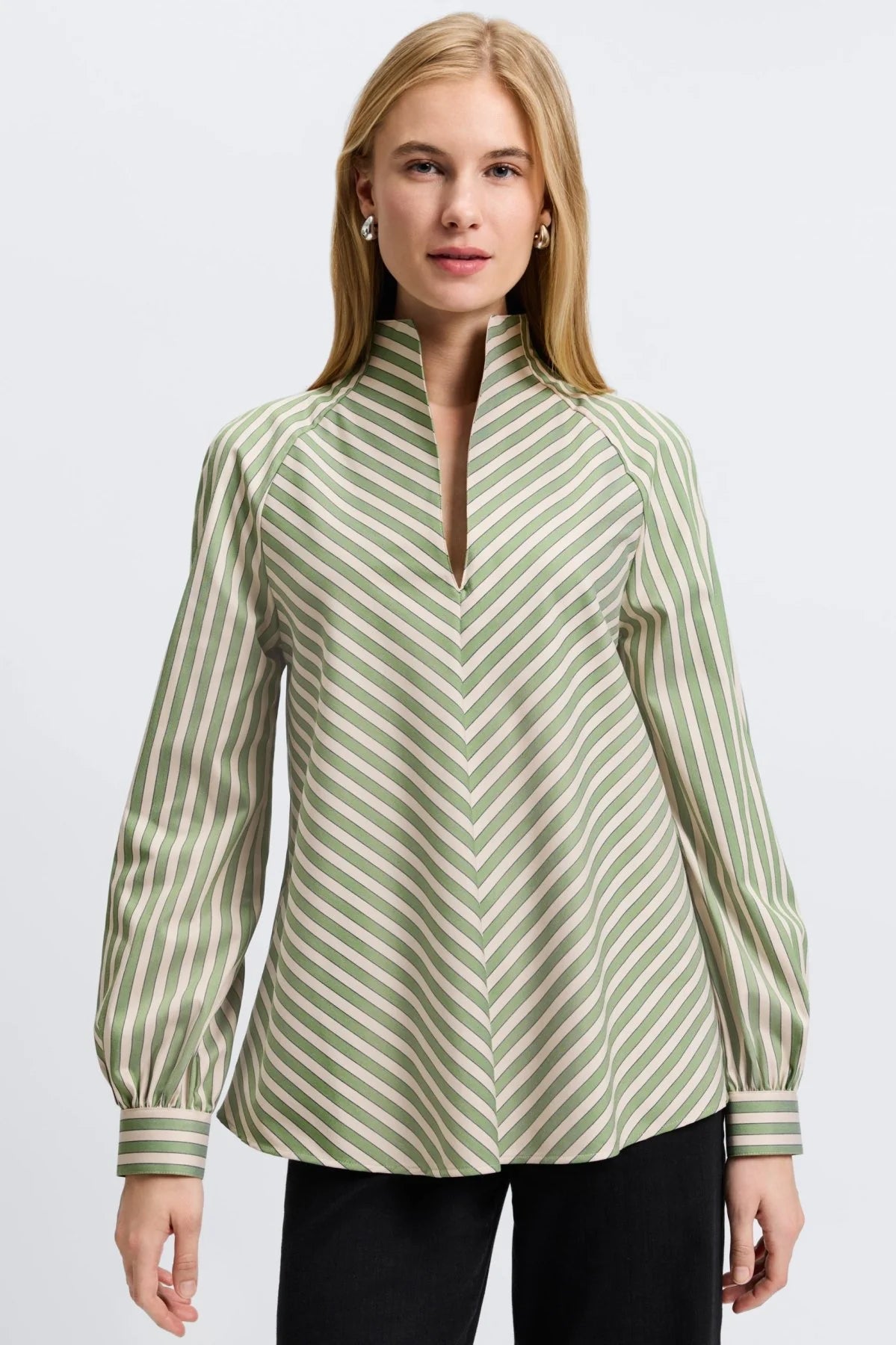 Daphne Essential Stretch Striped No Iron Popover- Olive