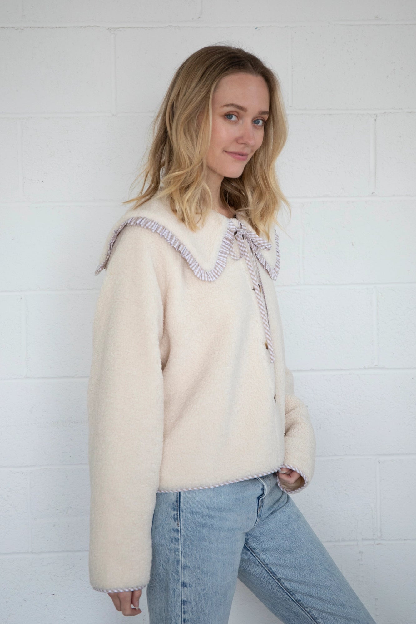 The Thea Jacket - Latte