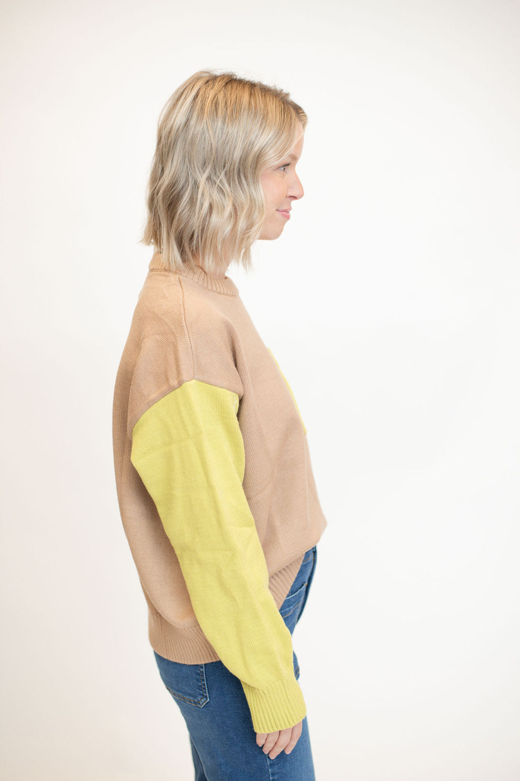 Colorblock Sweater w/ Pocket - Coco and Green