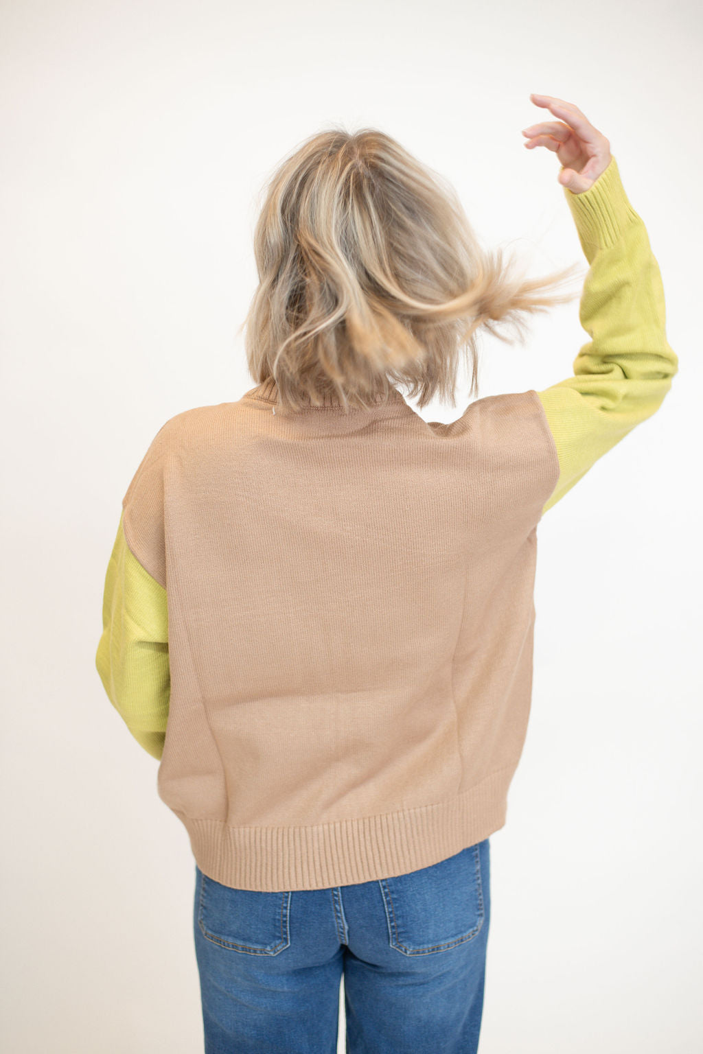 Colorblock Sweater w/ Pocket - Coco and Green