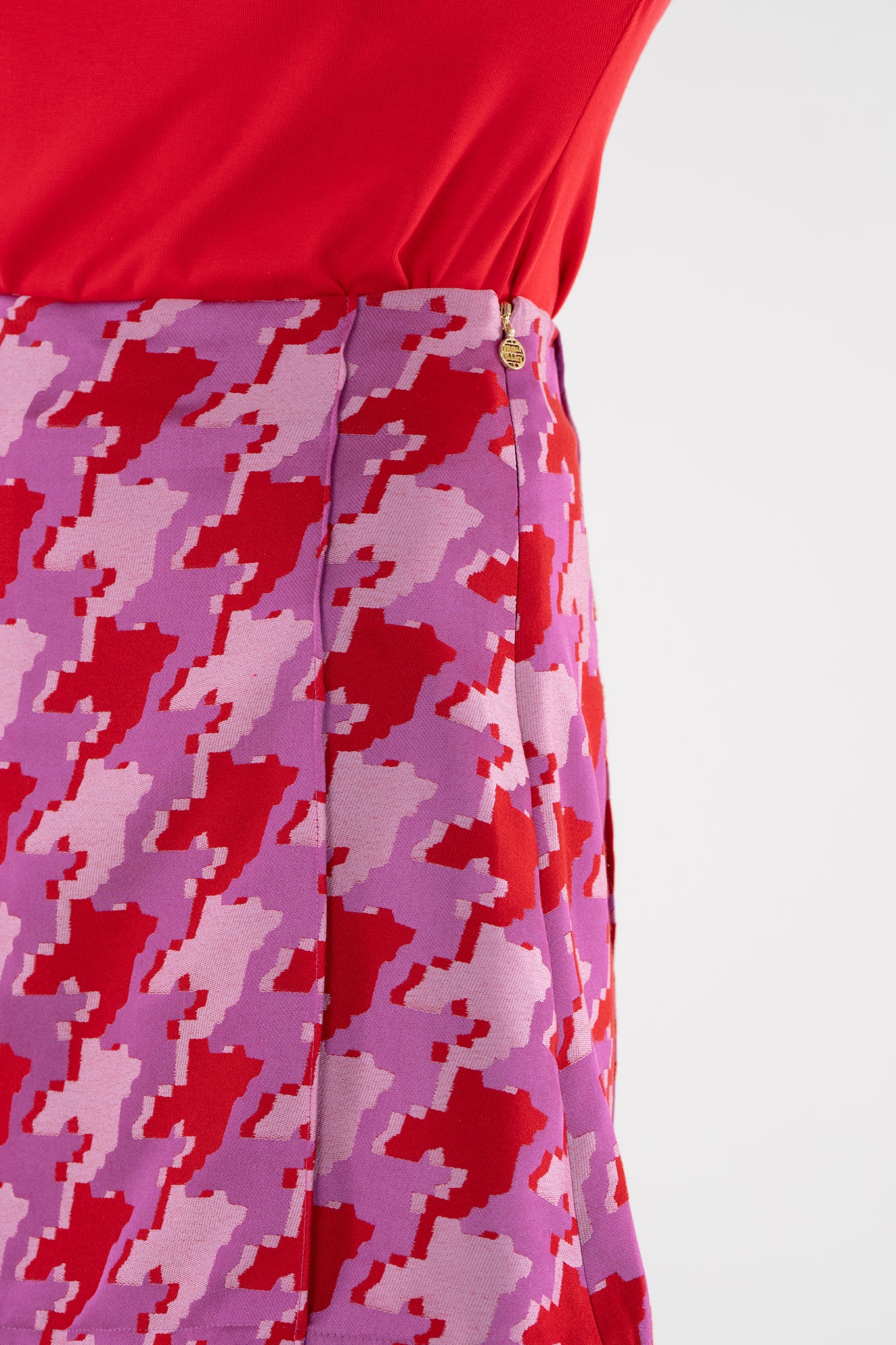Social Skirt - Jacquard Houndstooth