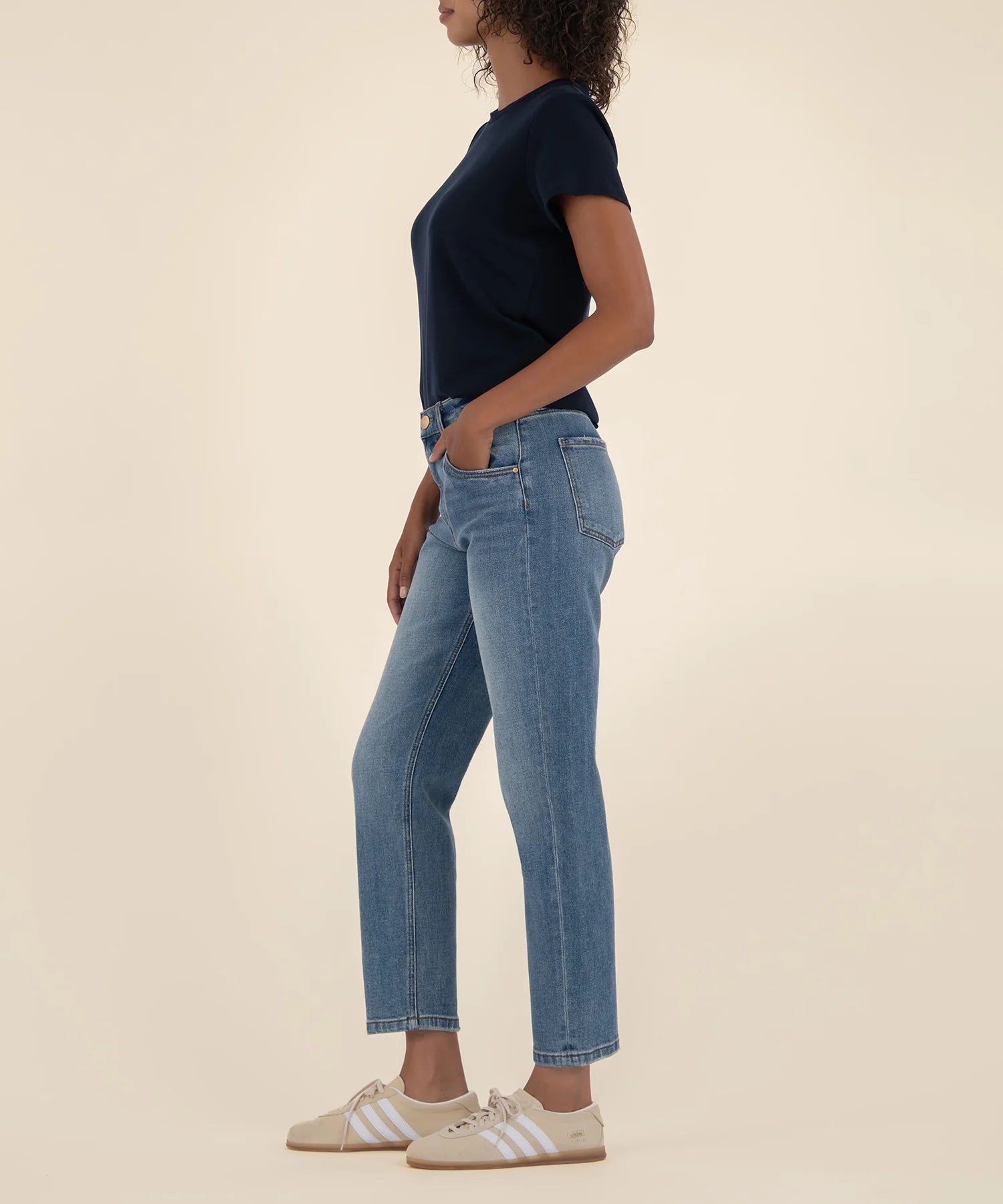 Kit High Rise Relaxed Straight Leg - Ahead Medium Wash