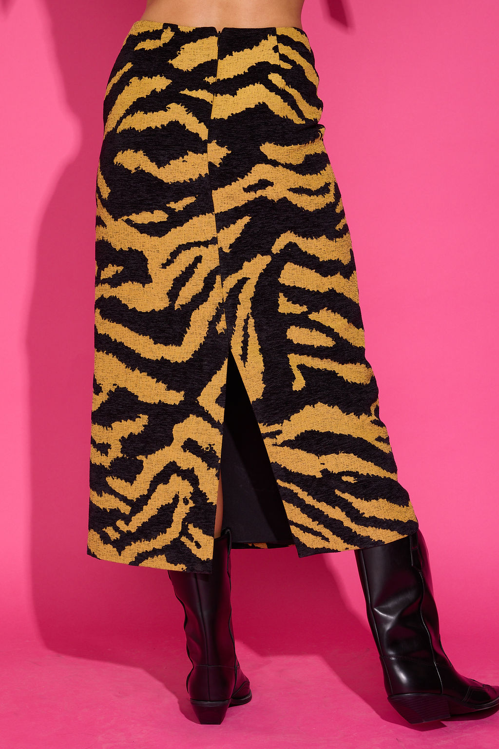 Hughes Skirt - Noir Cat