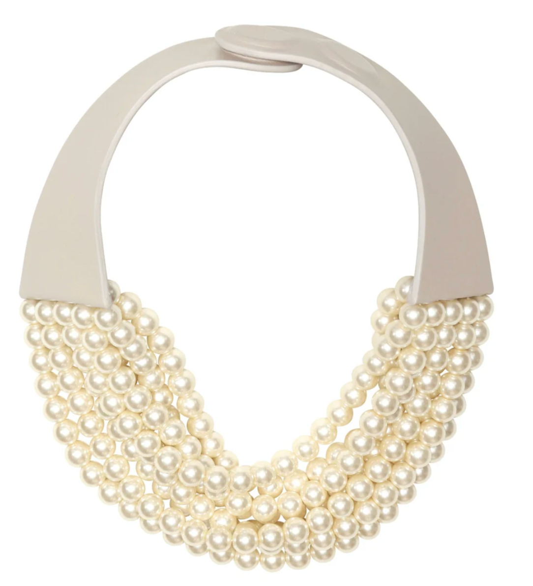 Bella Glass Pearl Necklace