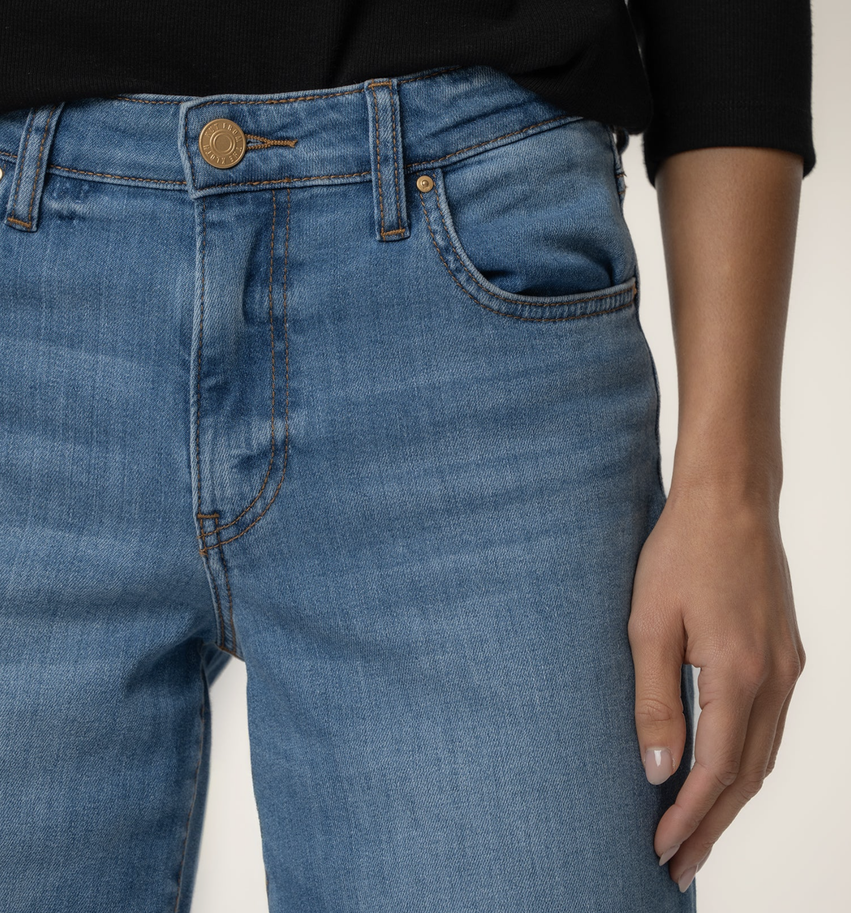 Charlotte High Rise Wide Leg - Soaring Medium Wash